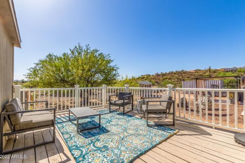 2208 Estrella Rd, Phoenix AZ 85087-8179 exterior