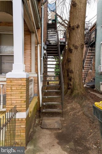 618 King St, Lancaster PA 17602-3237 exterior