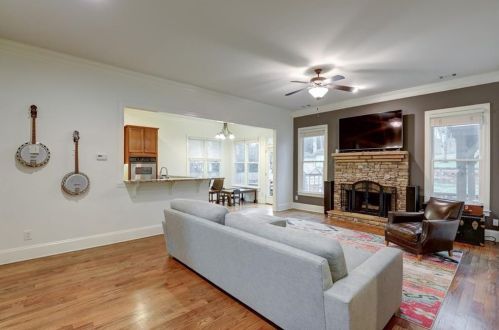 1584 Dresden Dr, Atlanta GA 30341-5263 exterior