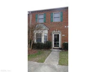 729 Creekside Cres, Chesapeake, VA 23320-9258