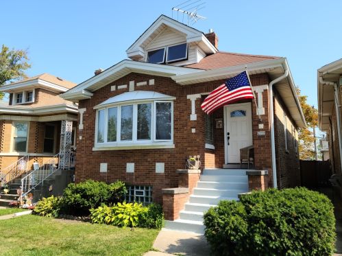 7820 Cressett Dr, Chicago, IL 60707-1344