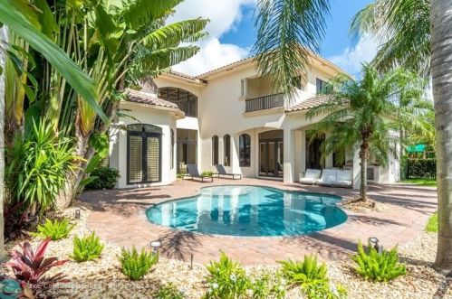 17894 Monte Vis Dr, Boca Raton FL 33496-1057 exterior