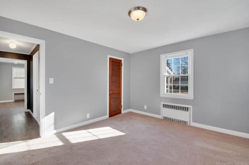 92 Osgood Ave, New Britain CT 06053-2715 exterior