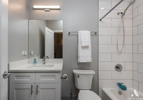 3848 Wolcott Ave, Chicago IL 60636-1636 exterior