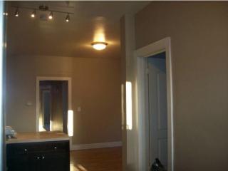 3718 Indiana Ave, Chicago IL  60653-1603 exterior