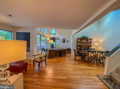 601 Sayre Dr, Princeton NJ 08540-5840 exterior