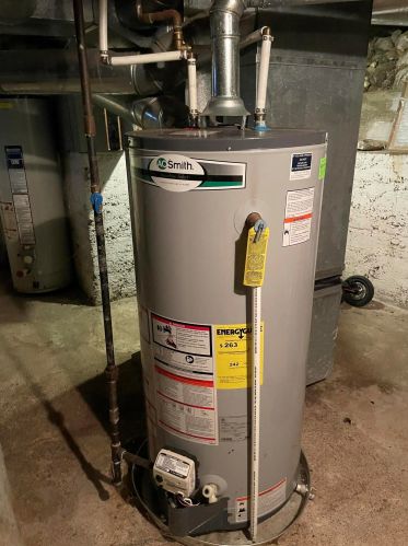 218 Hutchinson St, Big Rapids MI 49307-1718 exterior