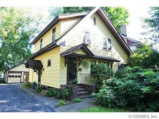 54 Berwick Rd, Rochester, NY 14609-7705
