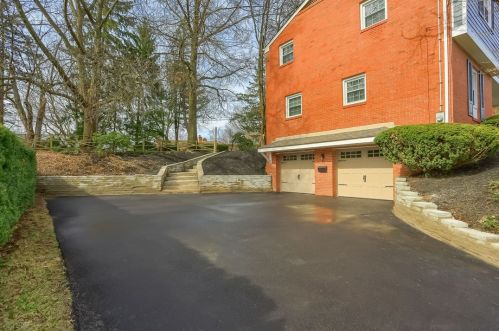 2630 Fairgreen Dr, Pittsburgh PA  15241-2916 exterior