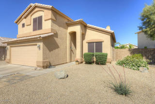 2210 Avenida Del Sol, Phoenix AZ  85024-8651 exterior