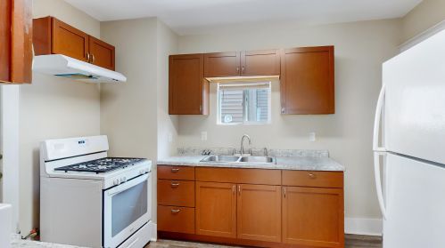 1405 Burdick St, Kalamazoo MI  49001-2701 exterior