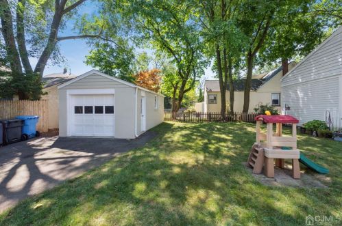 127 Woodbridge Ave, Metuchen NJ 08840-2030 exterior