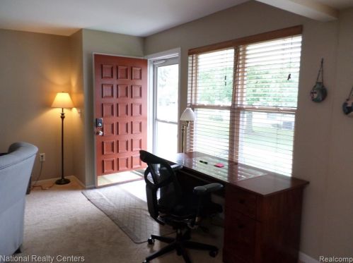 39733 Vlg Wood Ln, Novi MI 48375-4554 exterior