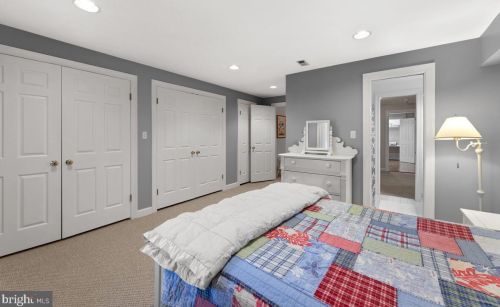 8904 1st Ave, Silver Spring MD 20912-4654 exterior