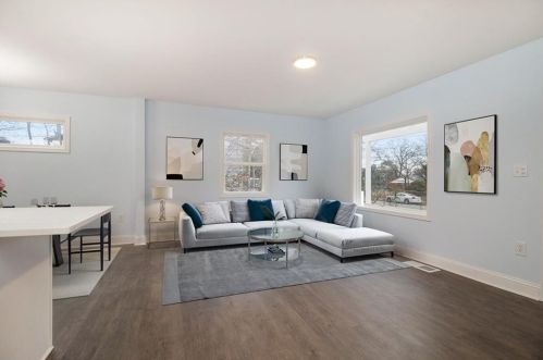 884 Grange Ct, Atlanta GA 30315-6956 exterior