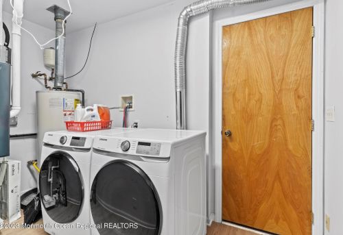 37 Chain Blvd, Berkeley Township NJ 08721-1925 exterior