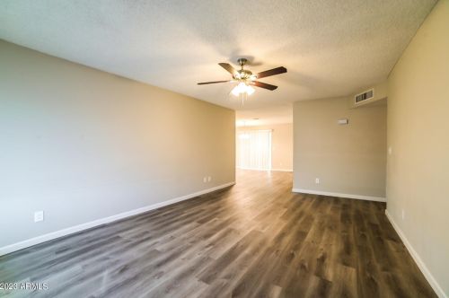 18023 34th Ave, Phoenix AZ  85053-1616 exterior