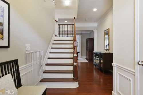 5579 High Point Ave, Atlanta, GA 30342-0026