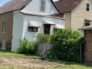 5628 Damen Ave, Chicago, IL 60636-1109