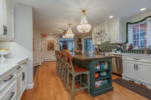 16 Shenandoah Dr, Concord NH  03301-7920 exterior