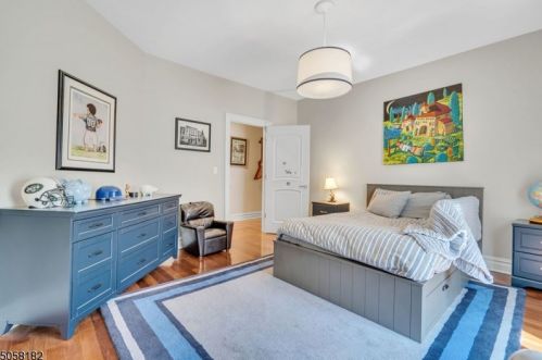 38 Cherry Tree Ter, Kinnelon, NJ 07405-2285