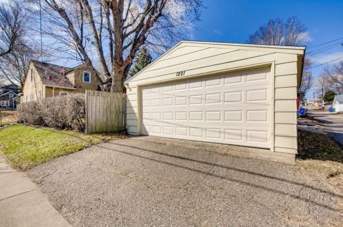 1221 Jefferson Ave, Saint Paul MN 55105-2838 exterior