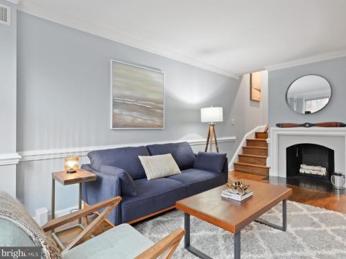 659 Columbus St, Alexandria VA  22314-1848 exterior