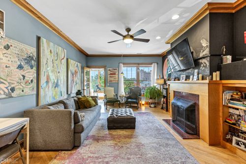 6741 Sheridan Rd, Chicago, IL 60626-4406