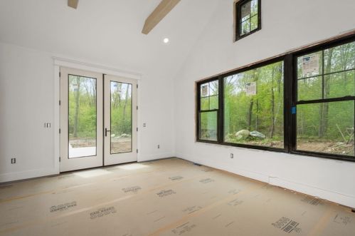 645 Glendale Rd, Wilbraham MA 01095 exterior