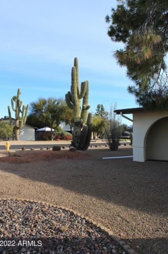 10215 26th St, Phoenix AZ 85050-1906 exterior