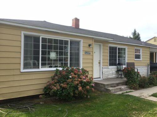 1237 Cherry St, Wenatchee WA  98801-2728 exterior