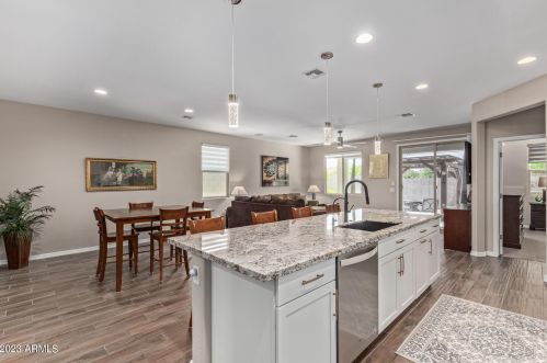 7818 23rd St, Phoenix AZ  85042 exterior