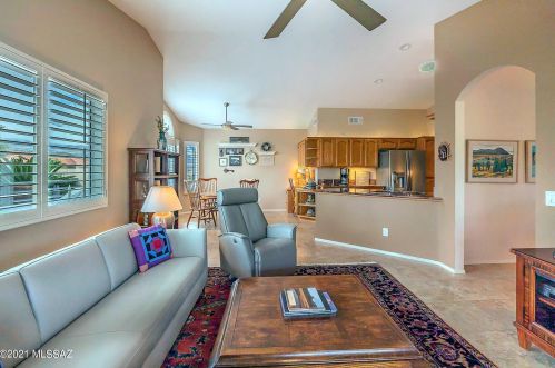 65872 Rocky Path Dr, Tucson AZ 85739-1624 exterior