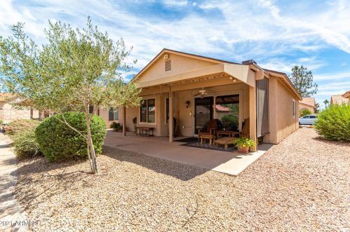 6350 Sawgrass Dr, Chandler AZ 85249-4352 exterior