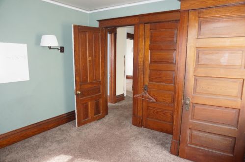 621 Locust St, Kalamazoo MI 49007-5063 exterior