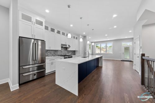 4620 Kenneth Ave, Chicago IL 60803-2130 exterior