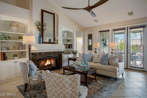 3345 Behrend Dr, Phoenix AZ 85050-1923 exterior