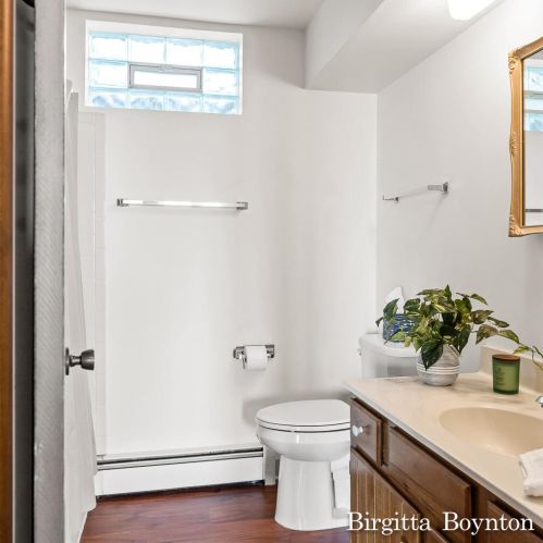 1661 Ruddiman Dr, Meskegon MI 49445-3041 exterior