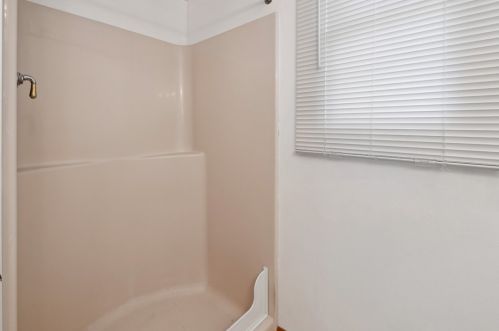 41 Glenmore Ave, Pittsburgh PA 15216-2124 exterior