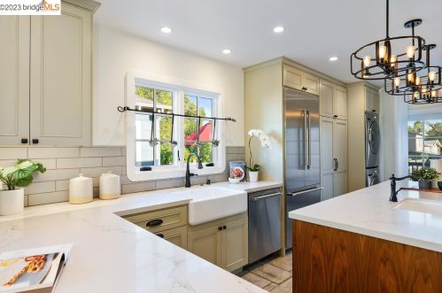 1514 Blake St, Berkeley CA 94703-1805 exterior