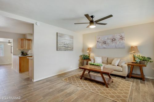 6441 Calle Altair, Tucson AZ  85710-5237 exterior