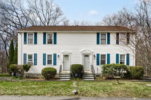 38 Vincent Cir, Worcester, MA 01604-3462