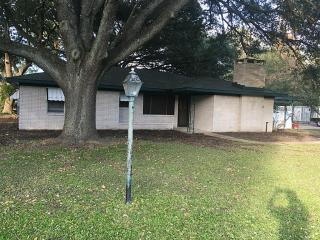 8634 Bart Ln, Houston TX  77040-3402 exterior