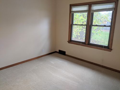 2161 Blodgett St, Meskegon MI 49441-1514 exterior