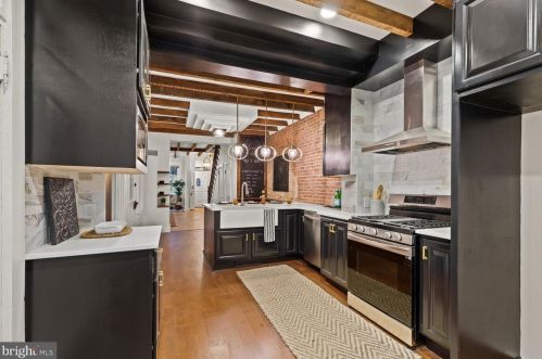 460 Queen St, Lancaster PA  17603-5618 exterior