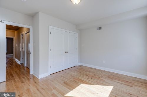 2308 Catharine St, Philadelphia PA 19143-1628 exterior