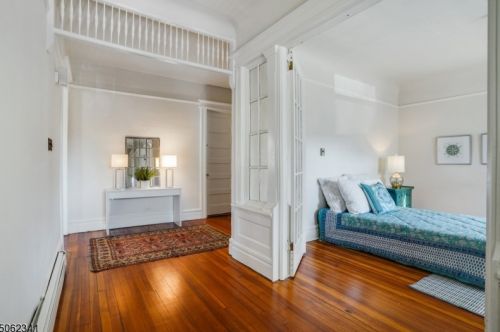 30 Cloverhill Pl, Montclair NJ 07042-4818 exterior