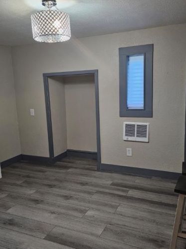 3204 40, Milwaukee WI 53215-4025 exterior