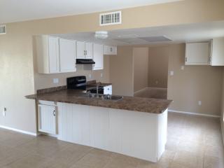 3902 Kings Ave, Phoenix AZ  85053-2714 exterior