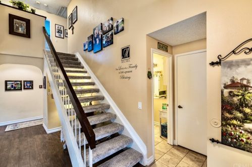 2249 Trafalgar Ave, Riverside CA 92506-4627 exterior